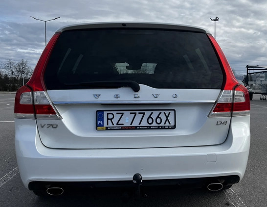 Volvo V70 cena 44900 przebieg: 244041, rok produkcji 2015 z Rzeszów małe 631